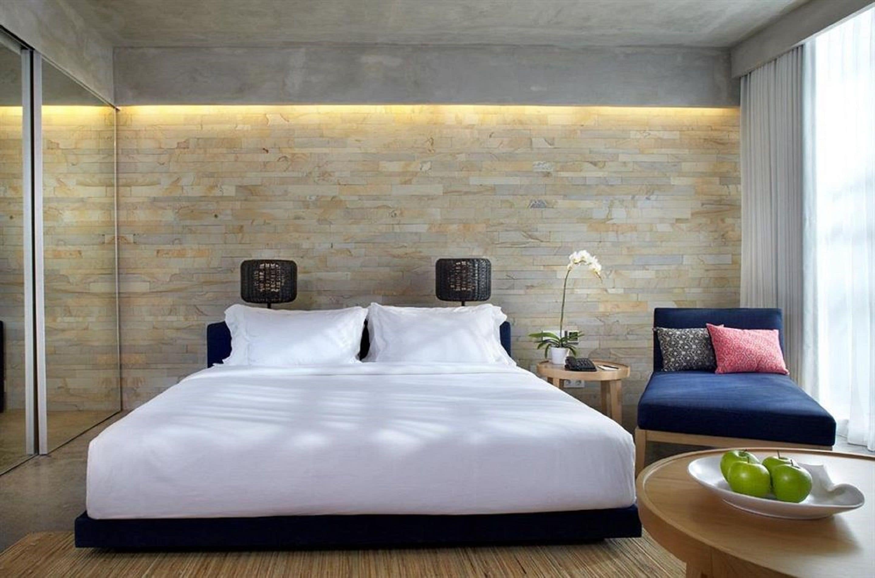 1 bedroom, premium bedding, minibar, in-room safe