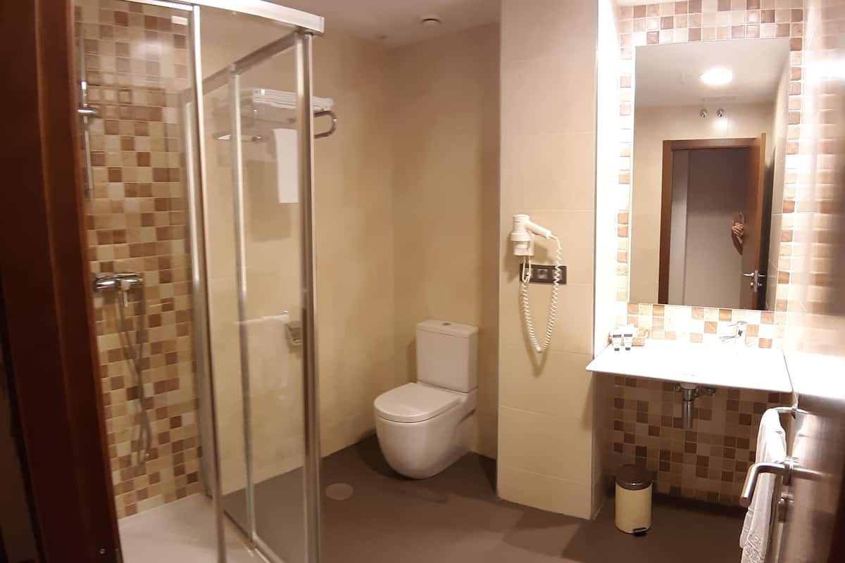 free toiletries, hair dryer, towels