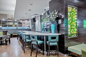 Lobby-Lounge