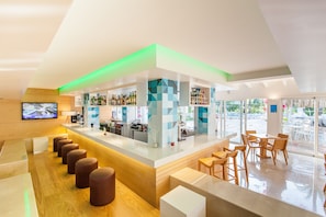 Bar (en el alojamiento)