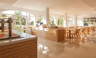 Daily buffet breakfast (EUR 13 per person)