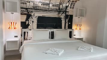 Superior Double Room | Brankas, kedap suara, Wi-Fi gratis, dan seprai linen