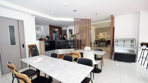 Breakfast, lunch and dinner served  - ACL Suites (Quezon City)