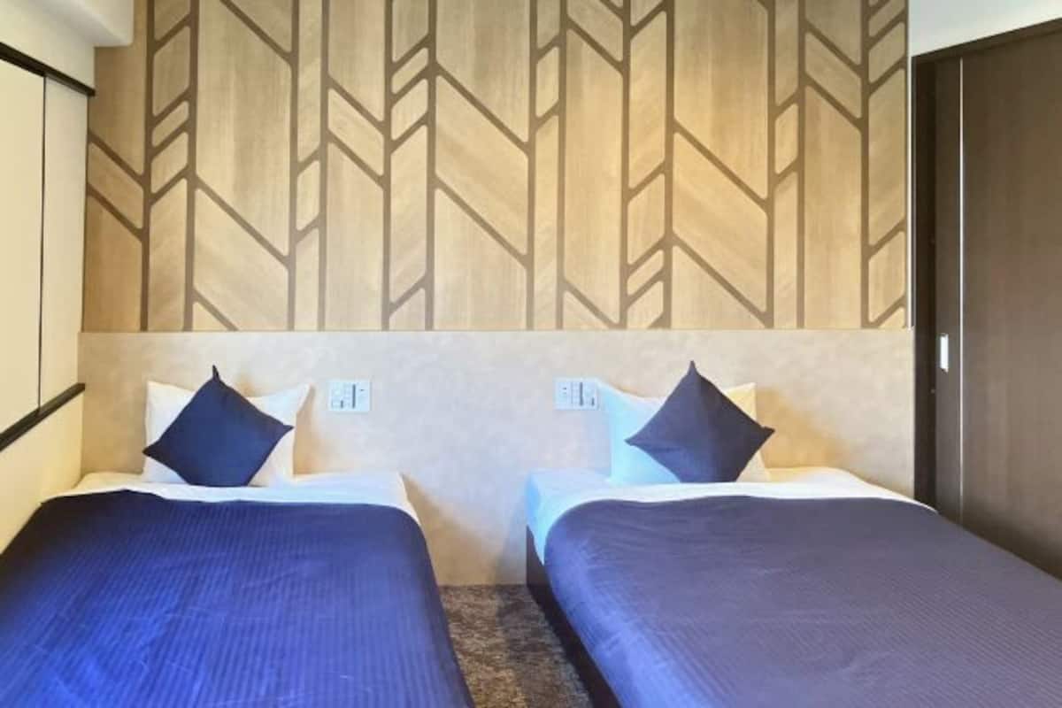 Bureau, fer et planche à repasser, Wi-Fi gratuit