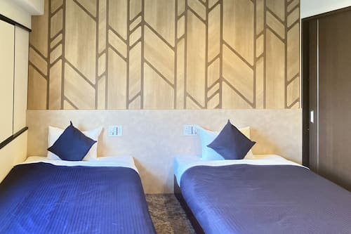 Bureau, fer et planche Ă repasser, Wi-Fi gratuit