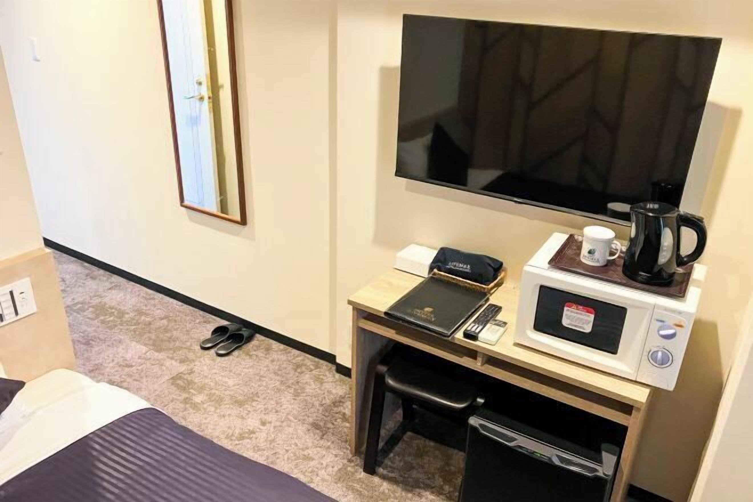 Desk, iron/ironing board, free WiFi