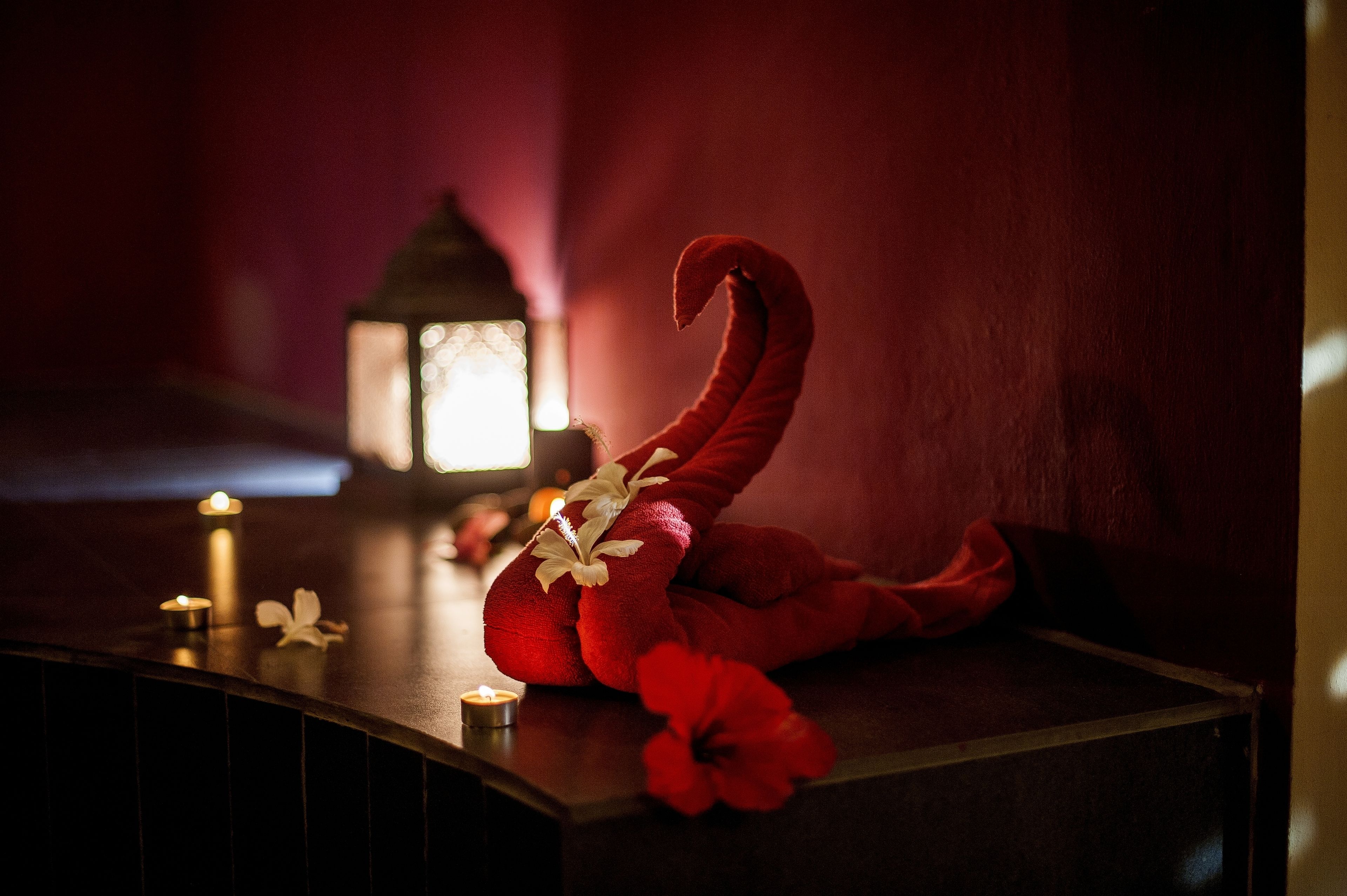 sauna, turkish bath/hammam, body treatments, body scrubs, facials