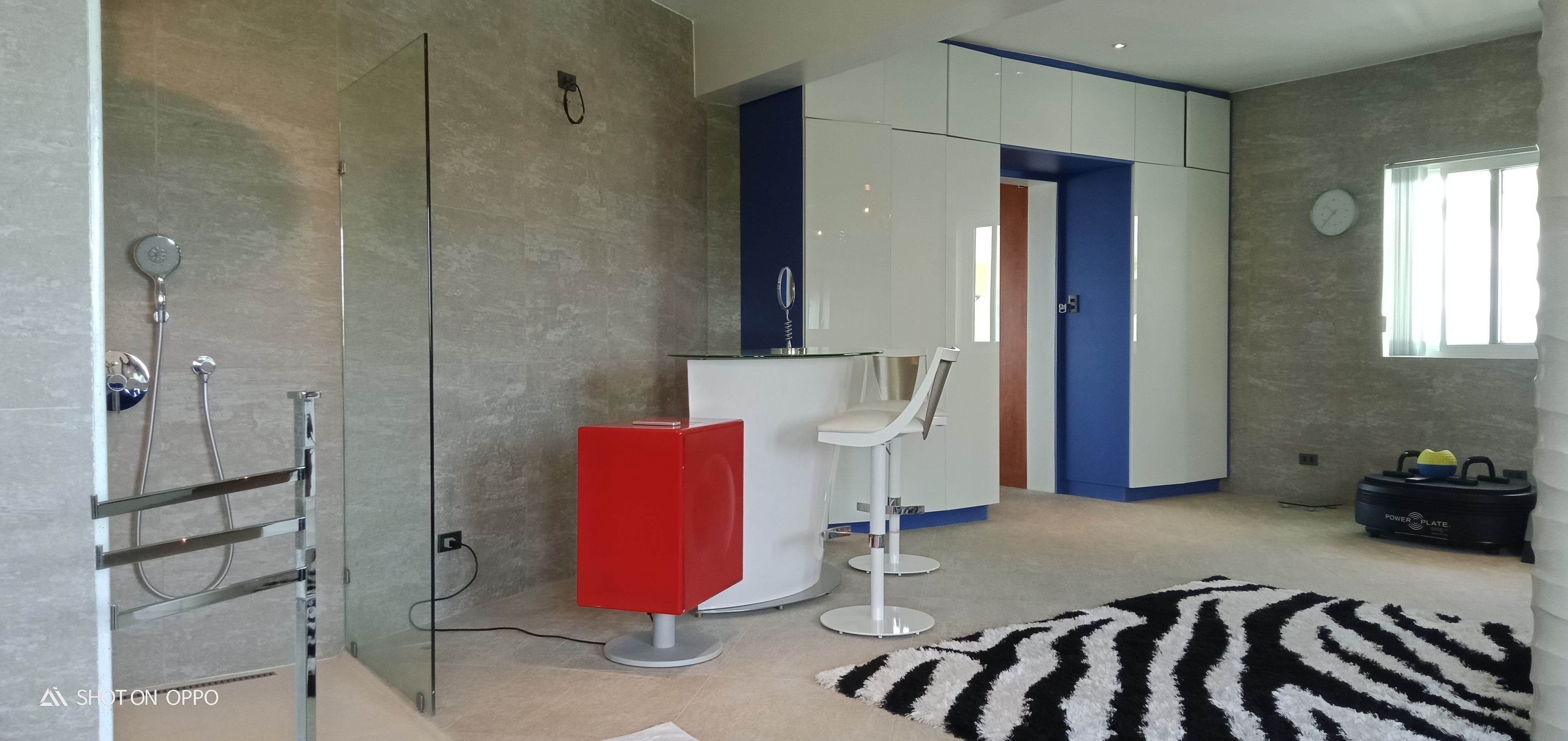 presidential suite | bathroom | free toiletries, hair dryer, towels