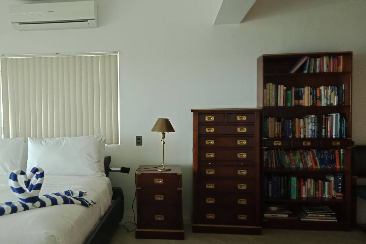 presidential suite | minibar, in-room safe, individually furnished, desk