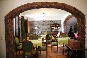 Esmorzar diari continental (15 EUR per persona)