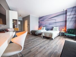 Ropa de cama de alta calidad, colchones con efecto memoria y minibar