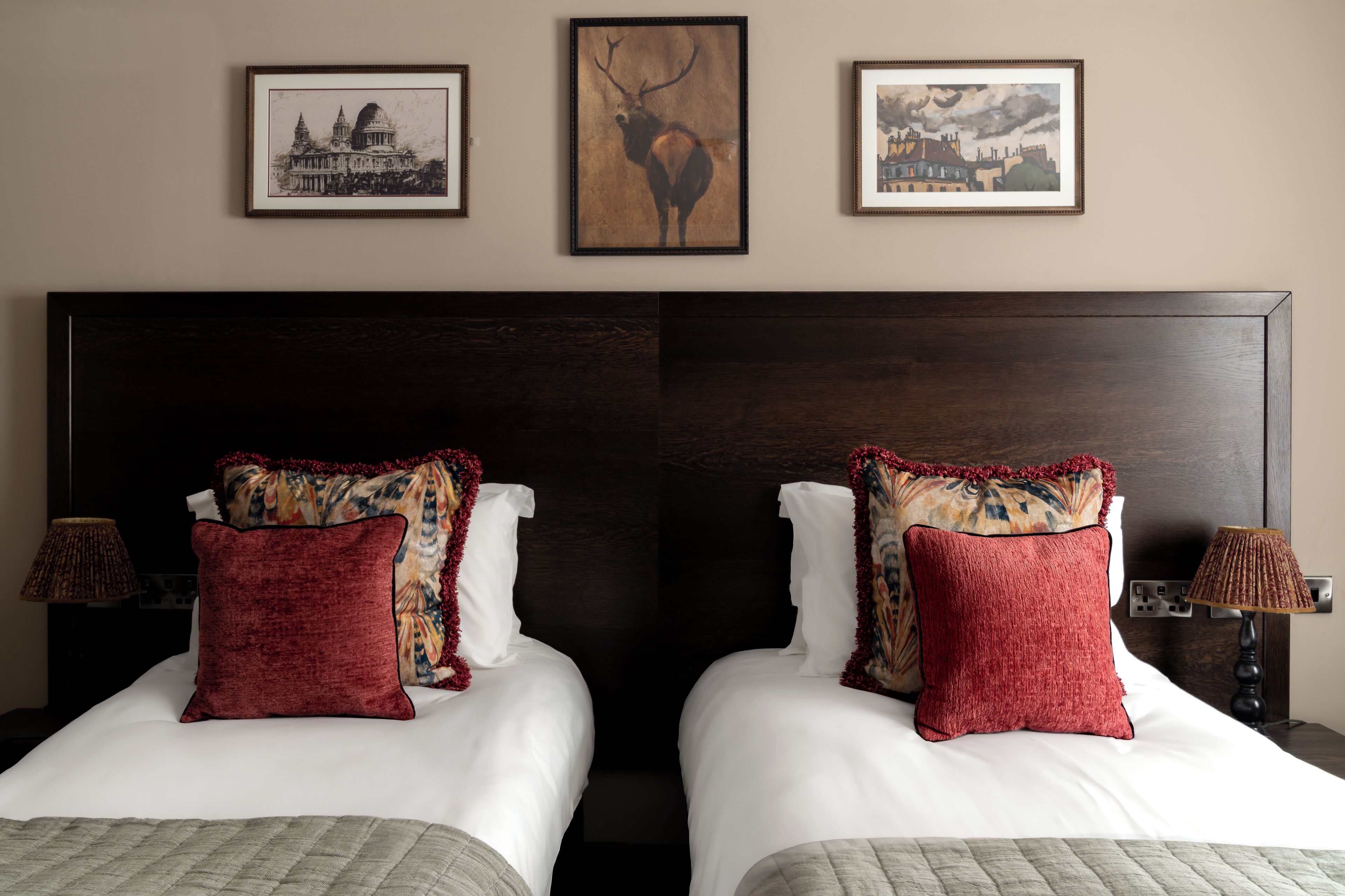 Twin Room | Iron/ironing board, free WiFi, bed sheets