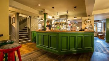 Bar (en la propiedad)