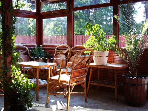 Lobby sitting area - Guest House Zodiac (Samokov)