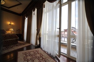 Suite (Nobilis) | Balcony