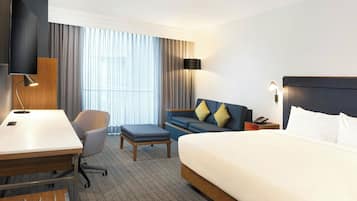 Habitación, 1 cama King size y sofá cama, para no fumadores | 1 habitación, ropa de cama hipoalergénica y camas con pillow-top