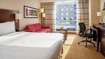 Habitación, 1 cama King size y sofá cama, para no fumadores | 1 habitación, ropa de cama hipoalergénica y camas con pillow-top