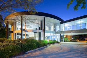 Exterior - Ramada Encore by Wyndham Belconnen Canberra (Belconnen)