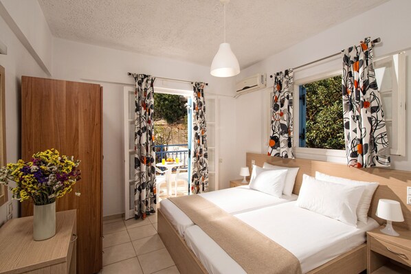 Studio | Cribs/infant beds, free WiFi - Castello apts (Hersonissos)