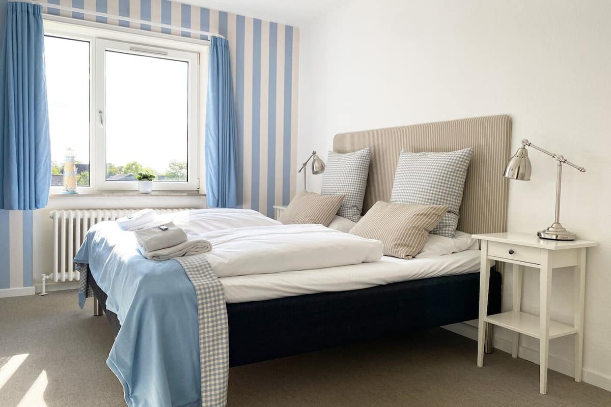 1 bedroom, down duvets, individually decorated, individually furnished