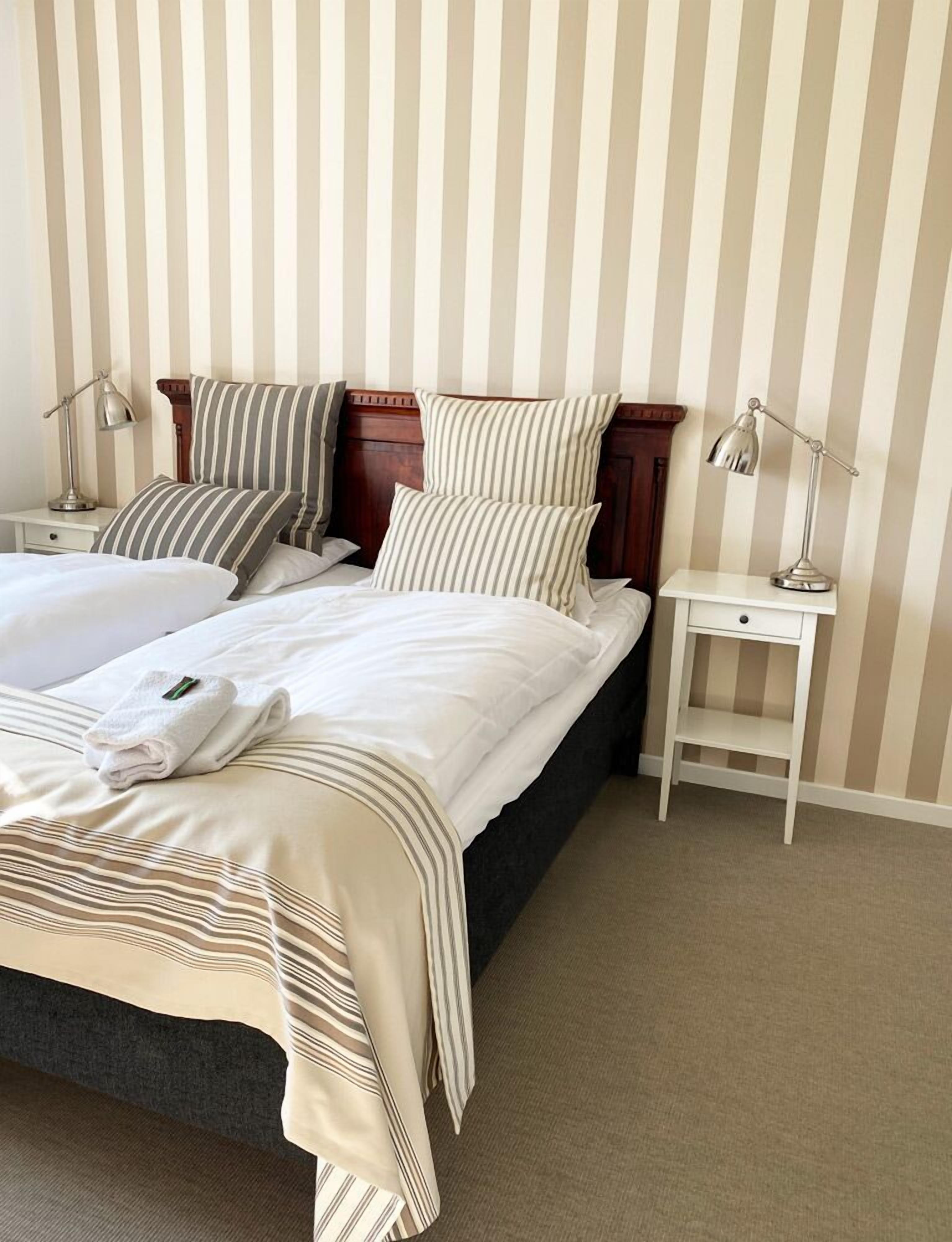 1 bedroom, down duvets, individually decorated, individually furnished