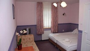 Iron/ironing board (on request), WiFi (free) - Via Steso (Gdansk)