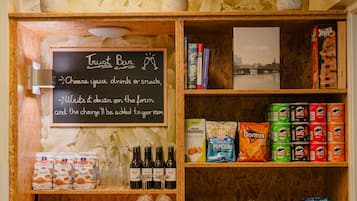Snack bar