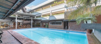 OYO 209 The Oasis Paco Park Hotel