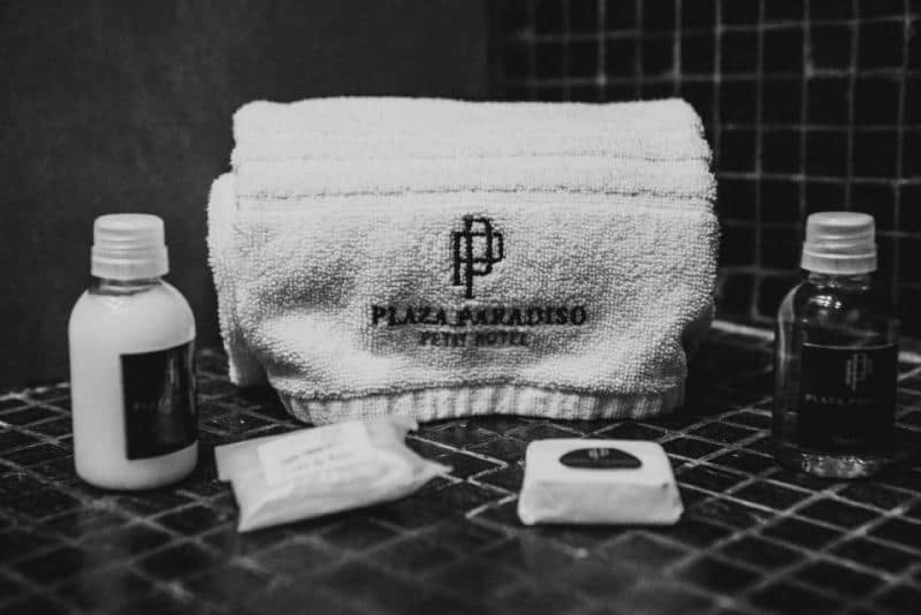 basic room, 1 king bed | bathroom | shower, rainfall showerhead, hair dryer, bidet