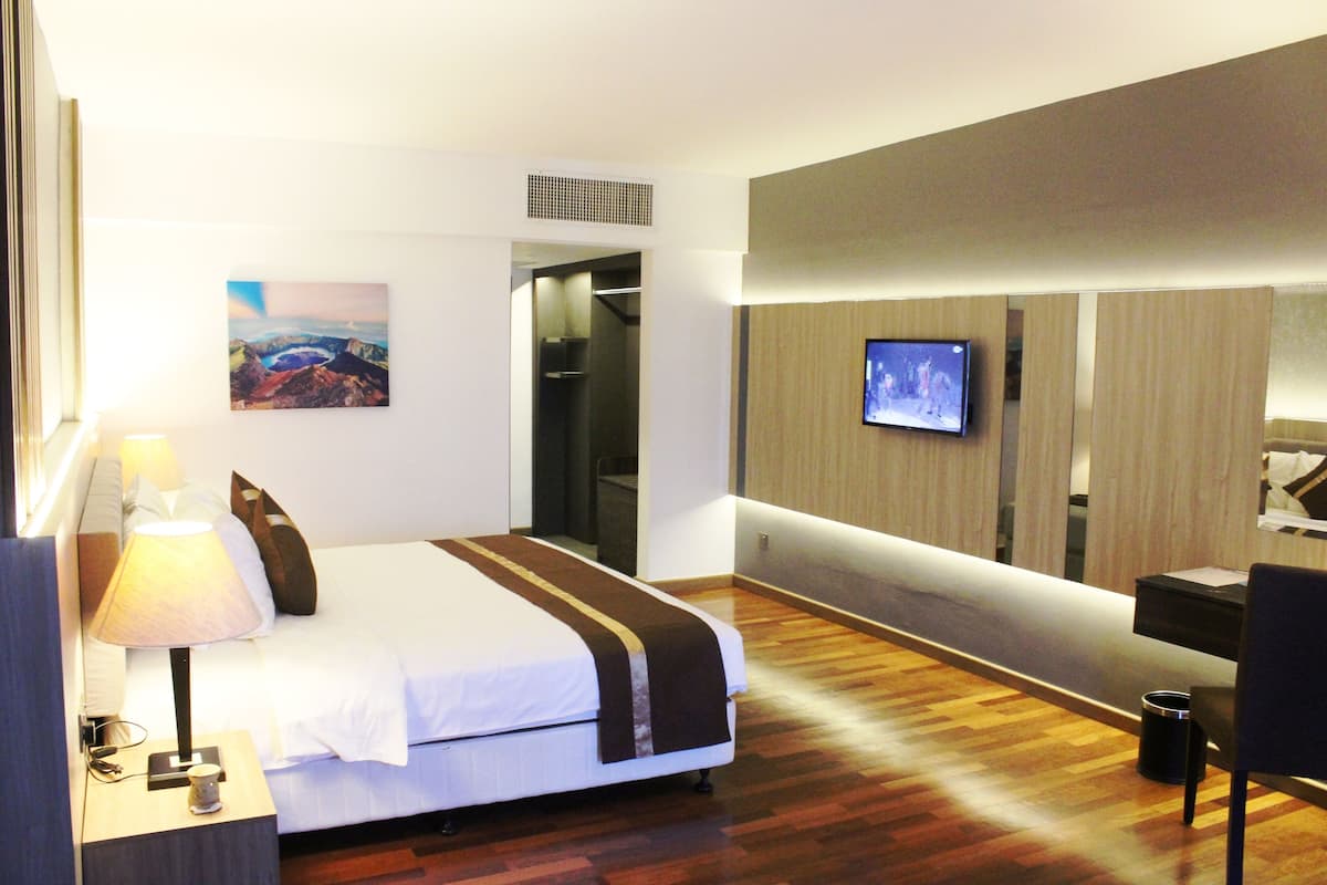 Superior Room | Premium bedding, minibar, in-room safe, desk