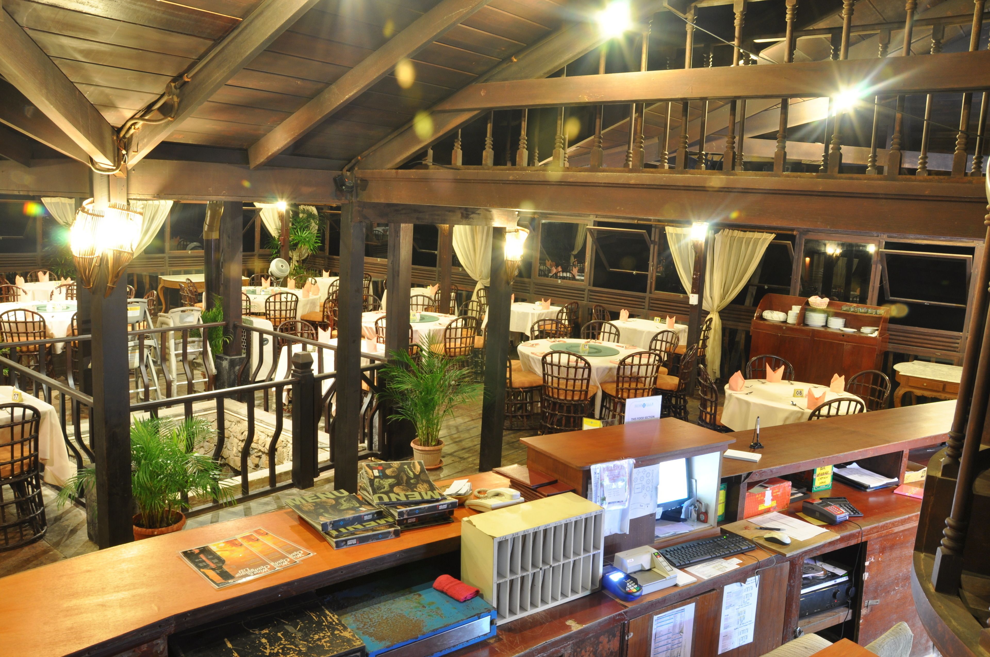 每日供应自助式早餐（每人 IDR 120000）