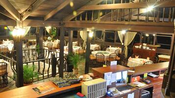 Daily buffet breakfast (IDR 120000 per person)