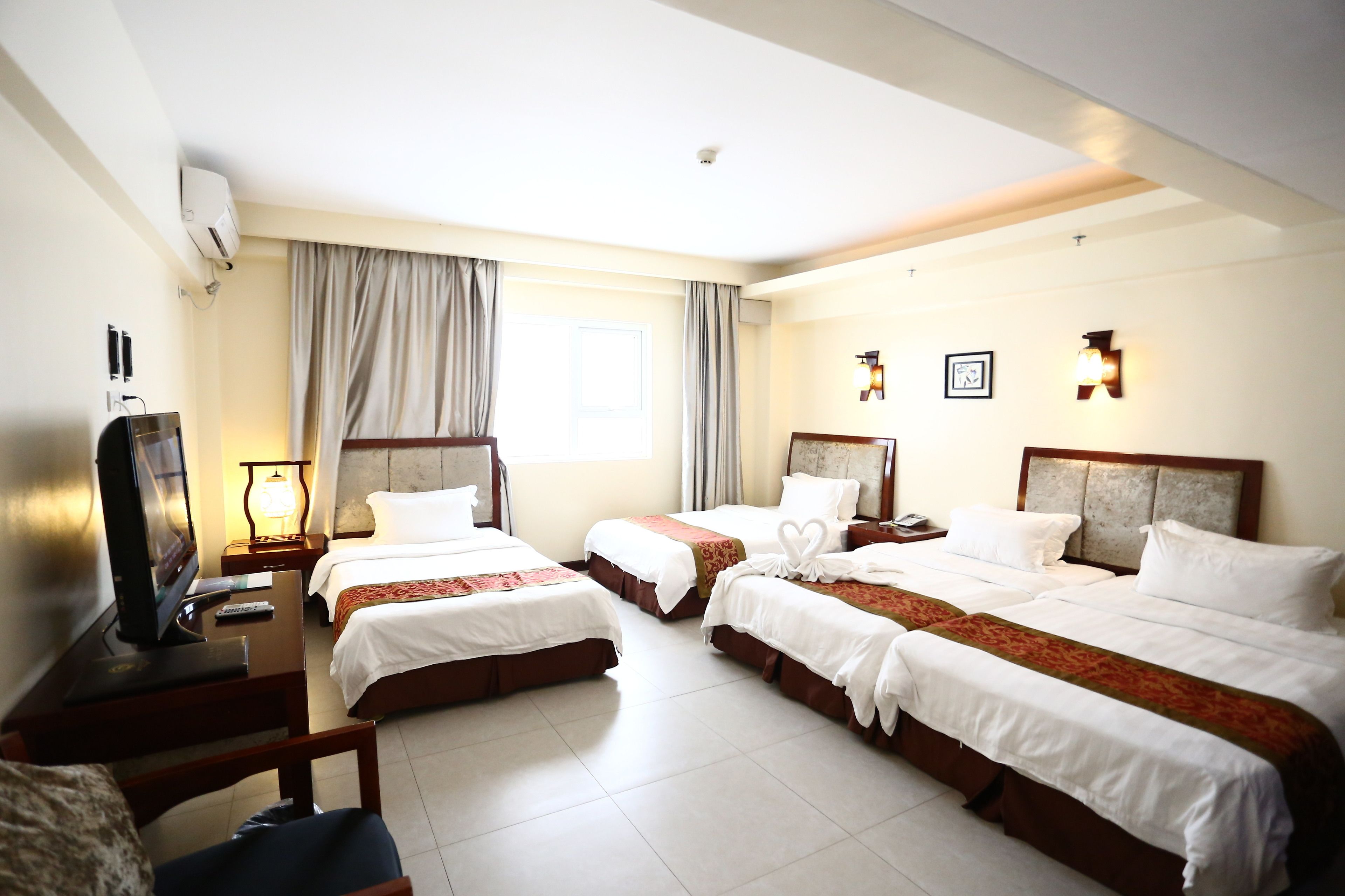 Photo - Golden Phoenix Hotel Boracay