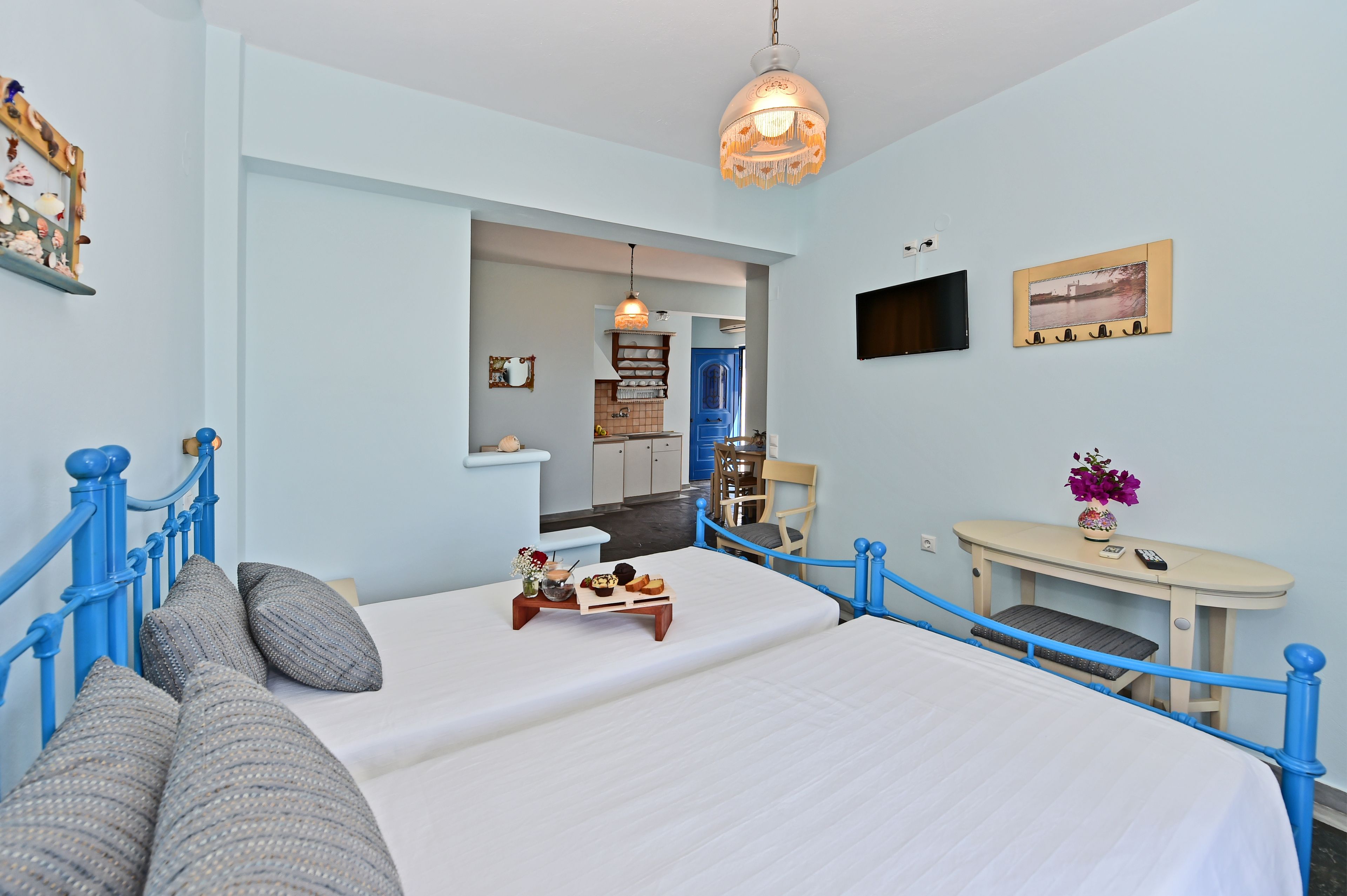 deluxe studio, sea view | in-room safe, free cots/infant beds, free wifi, bed sheets