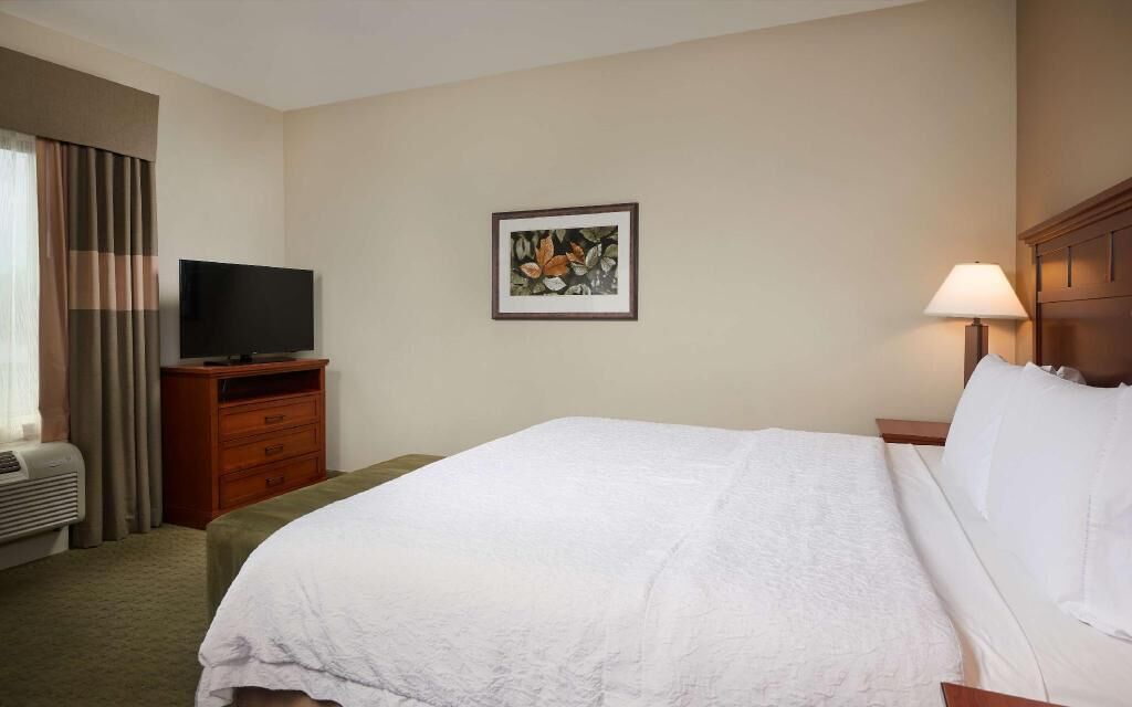In-room safe, desk, laptop workspace, iron/ironing board