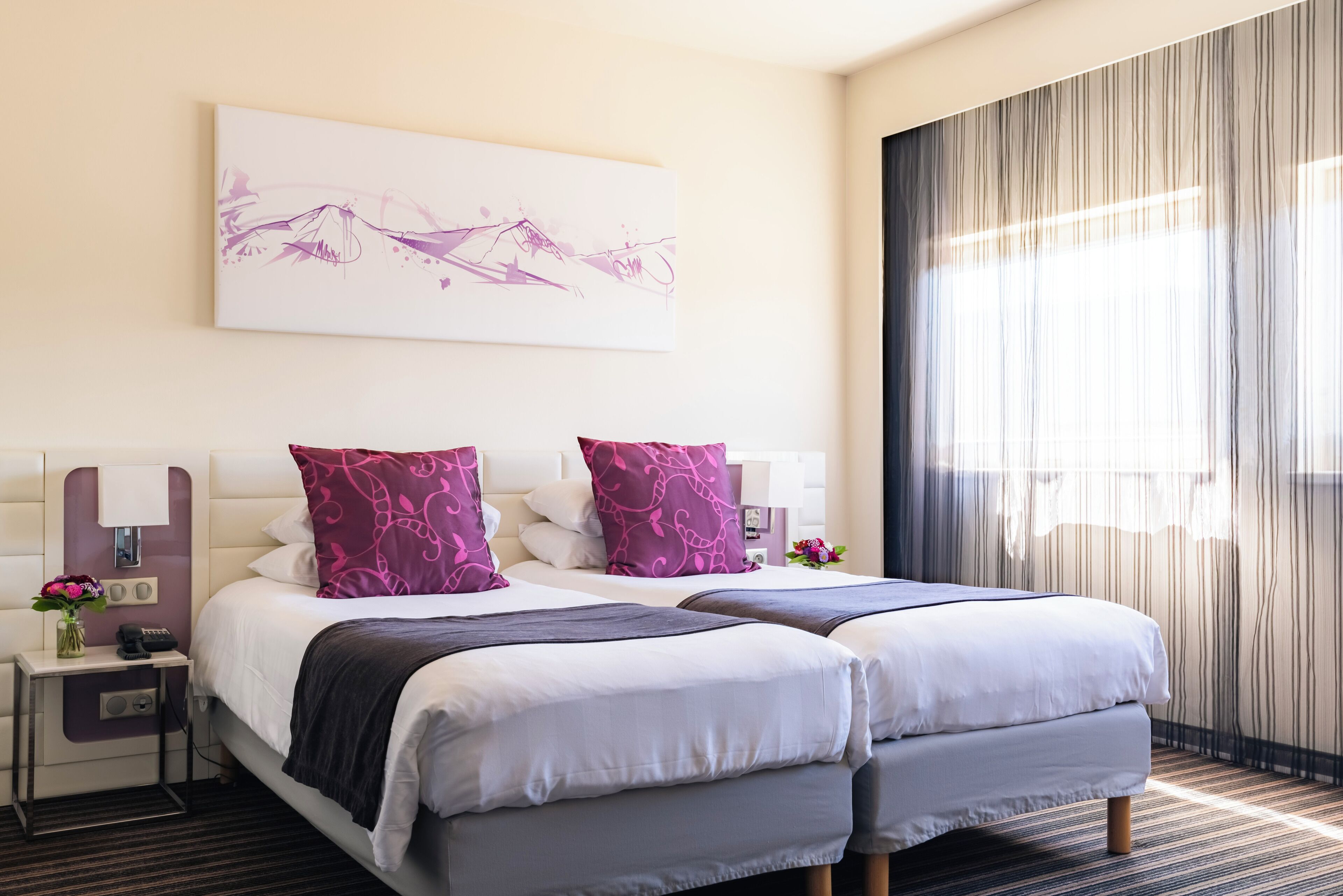 Phòng Tiêu chuẩn, 2 giường đơn, không hút thuốc | Két bảo mật tại phòng, bàn, màn/rèm cản sáng, phòng cách âm 