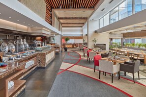 Breakfast, lunch, dinner served; international cuisine  - F1 Hotel Manila (Taguig)