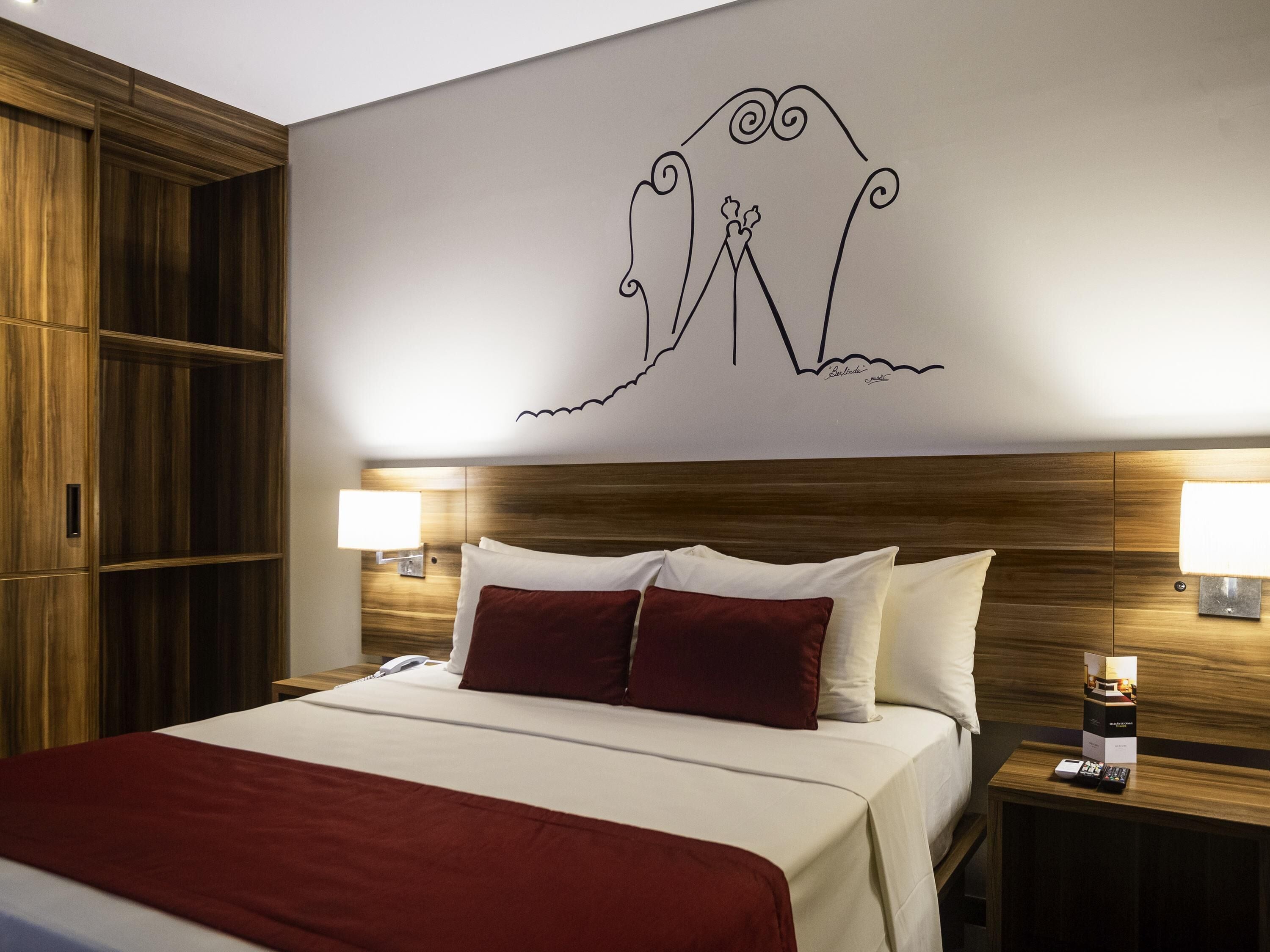 Standardlejlighed - 1 queensize-seng | Minibar, skrivebord, gratis Wi-Fi, sengetøj