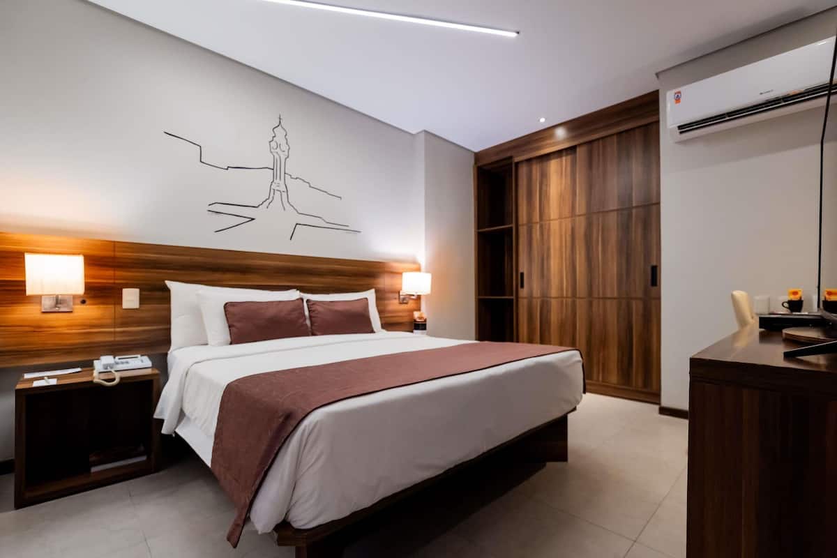Superior Suite, 1 King Bed with Sofa bed | Minibar, desk, free WiFi, bed sheets