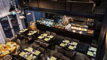 Free daily full breakfast