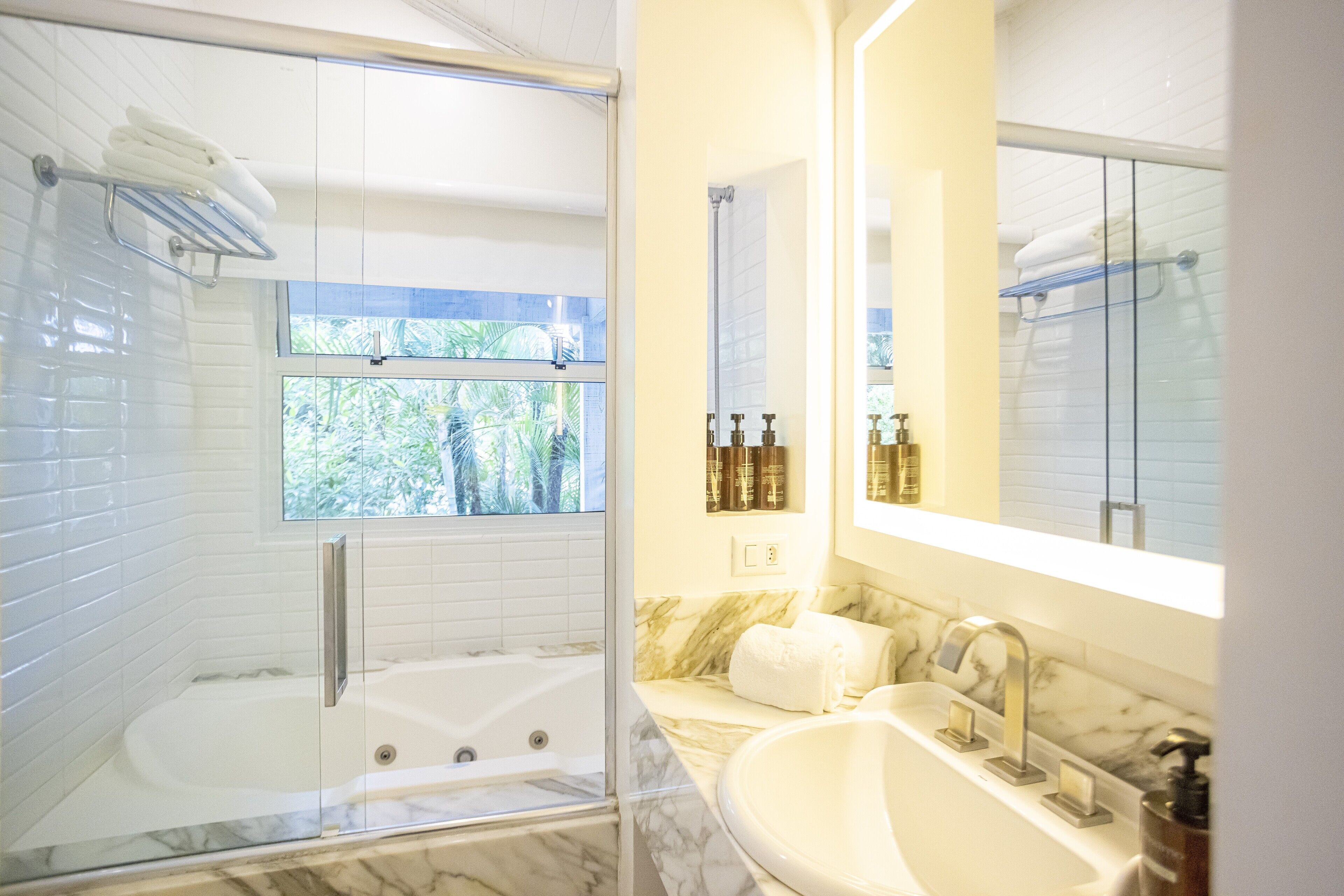 Suite Design 5 | Bathroom | Designer toiletries, hair dryer, bathrobes, slippers