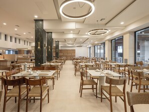 5 restauranter: frokost, lunsj og middag serveres