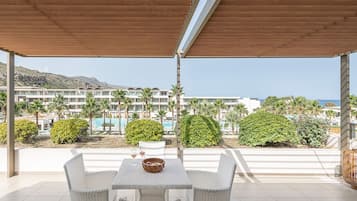 Phòng Suite Deluxe | Hiên
