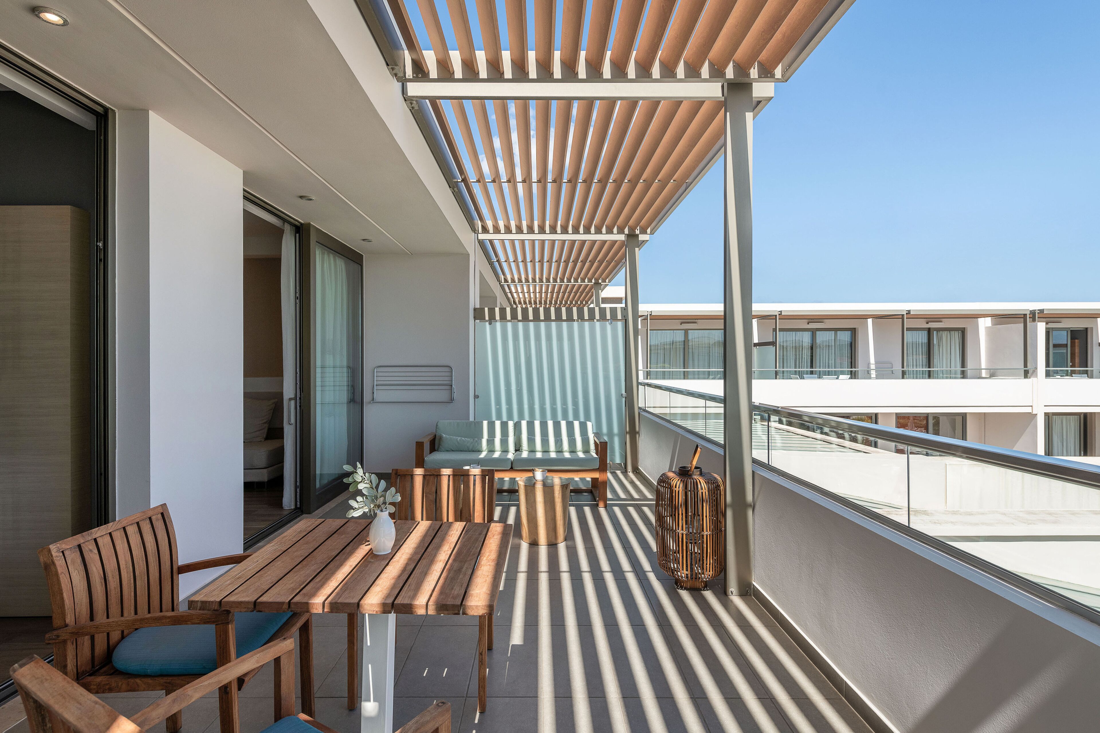 executive suite | terrace/patio