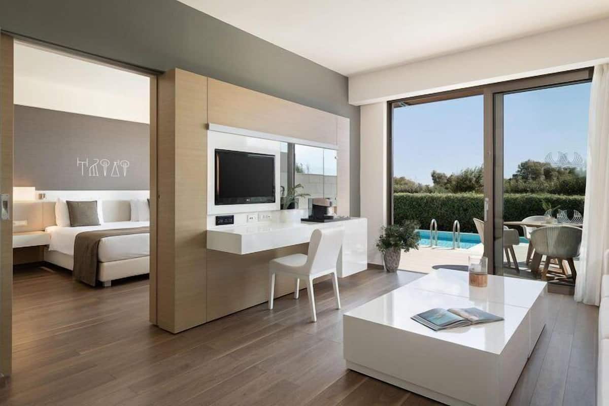 Deluxe Suite, Private Pool