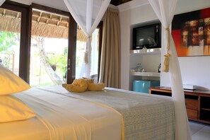 Garden Bungalow | Roupas de cama premium, frigobar, cofres nos quartos