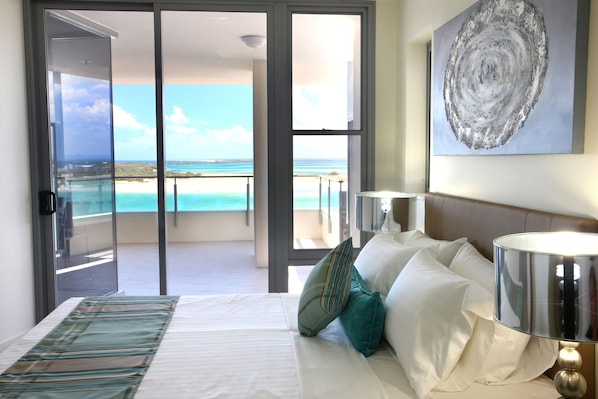 Individually furnished, soundproofing, iron/ironing board, free WiFi - Monaco (Caloundra)