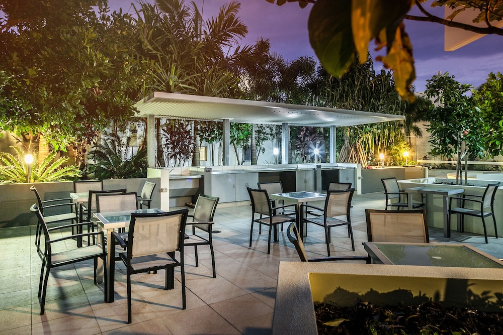 Monaco Apartments Caloundra by null