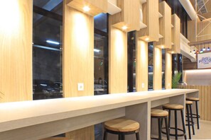 Restaurant -  POP! Hotel Festival Citylink Bandung (Bandung)