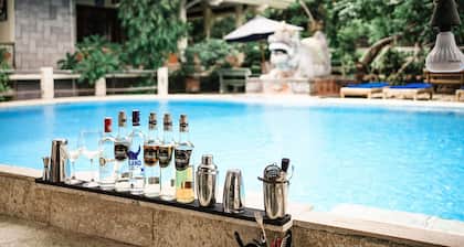 Amed Cafe & Hotel Kebun Wayan